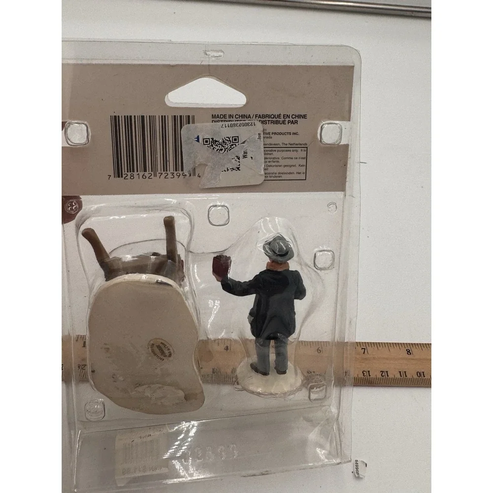 Lemax Roasted Chestnut Vendor & Cart Figurines 72399 2007 New Puppy‎ Dog